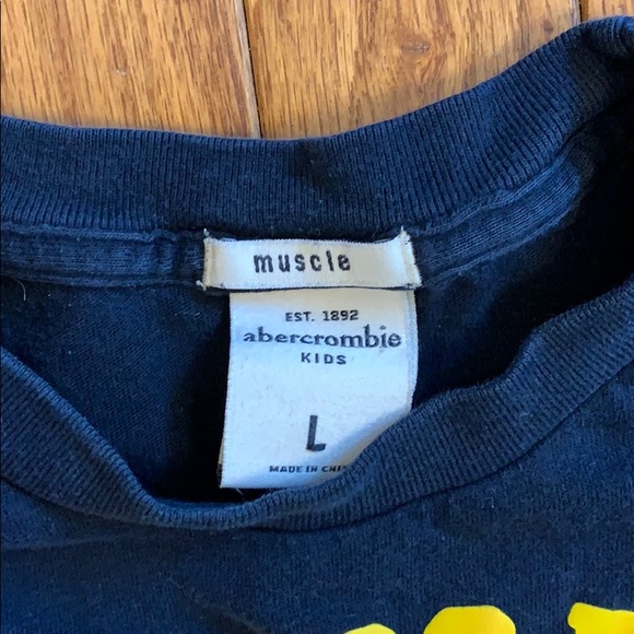 Abercrombie Kids muscle tee - Picture 3 of 3